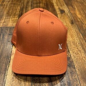 Hurley Men's Hat Micro Icon Embroidered Stretch Flex Fit Cap